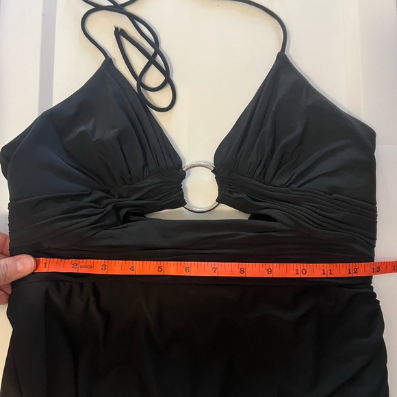 NWT Mac Duggal Black Jersey Halter Strap Ring Cut Out Draped Gown - Size 8 - Picture 9 of 9